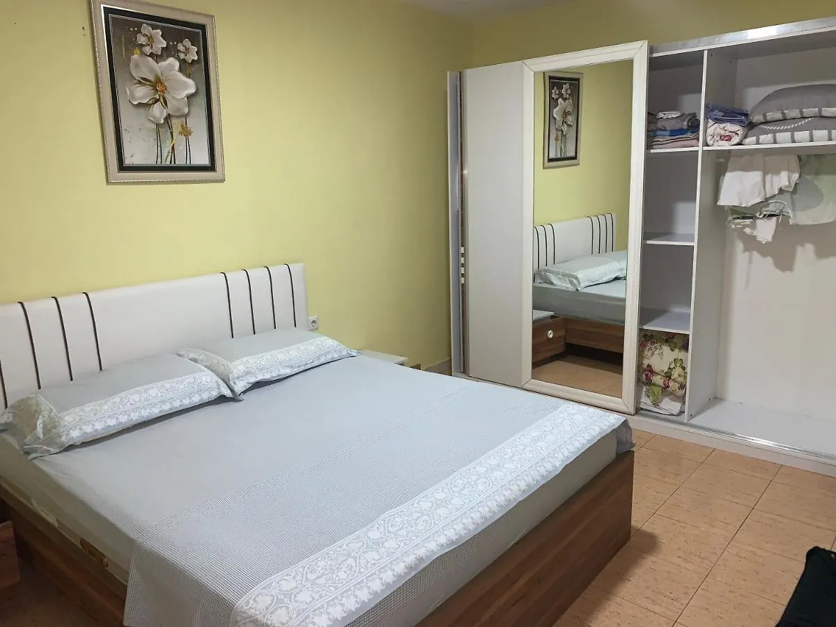 Apartment In The Heart Of Τίρανα